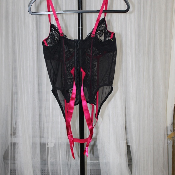 Adore Me. Black & Hot Pink Lace Bustier Corset with Garters.  Various Sizes - Picture 6 of 8